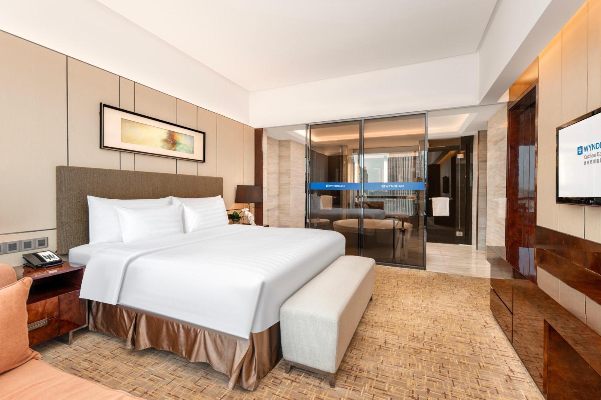 Hotel Wyndam Xuzhou East Exterior foto