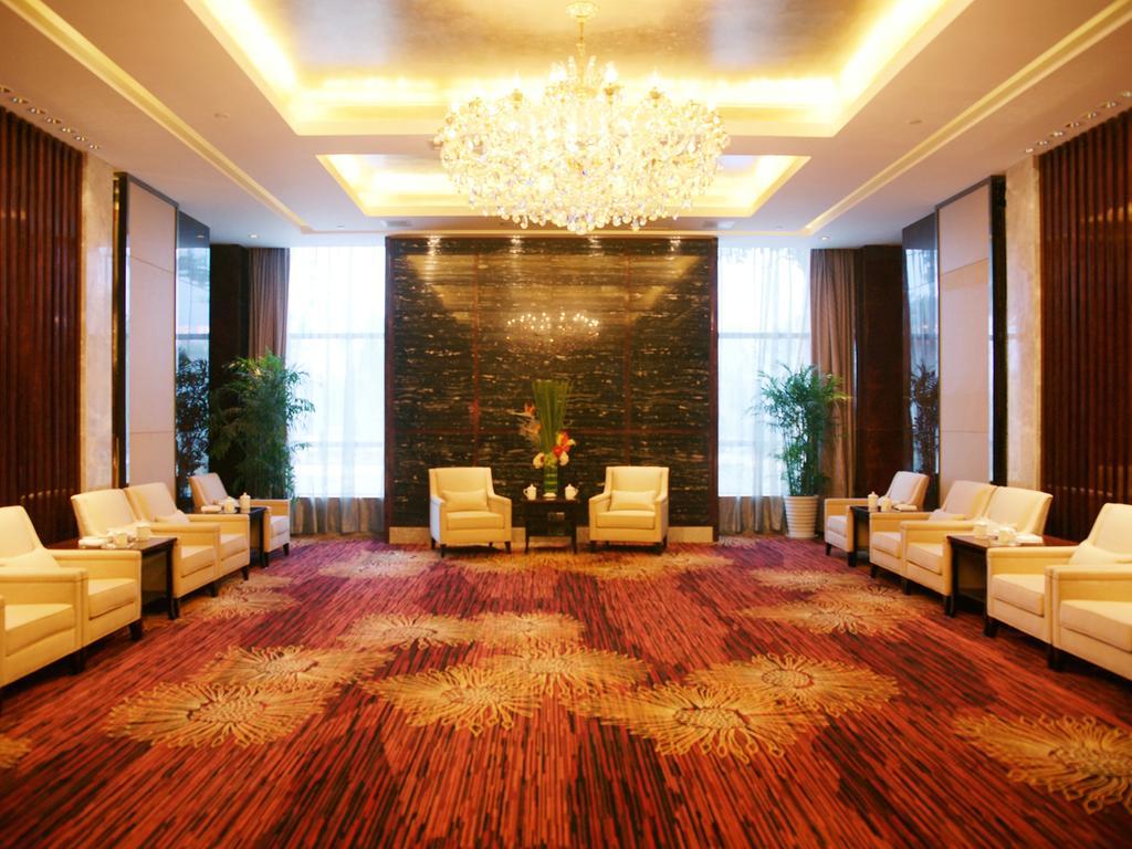 Hotel Wyndam Xuzhou East Exterior foto